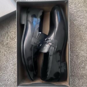 Stacy Adams Glossy Black Loafers